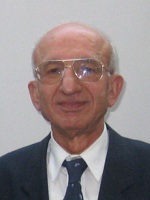 Dr. Aho Hadodo