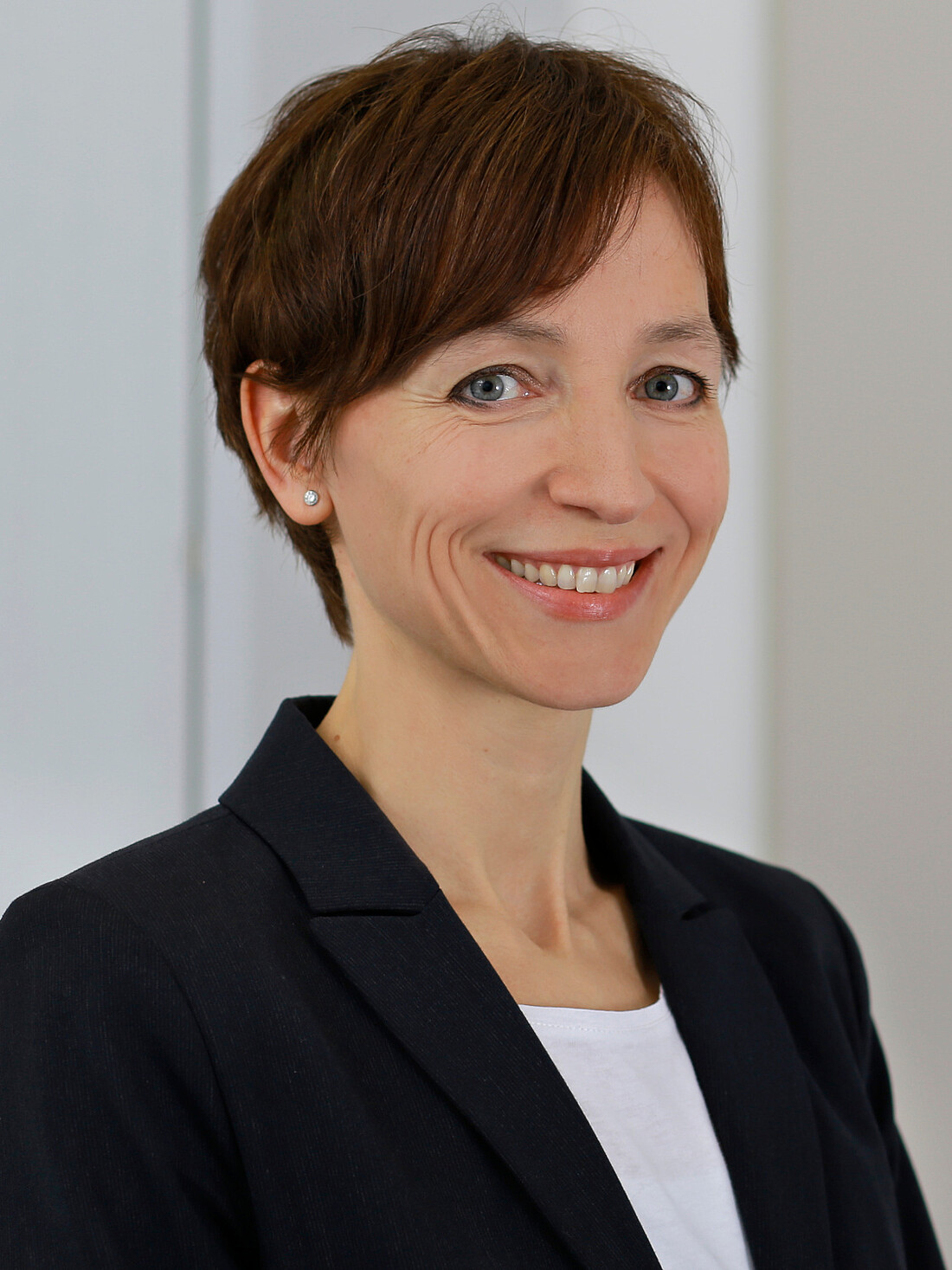 Sylvia Schimion – Stiftungssachbearbeiterin im Team "Kultur und Internationales" im Deutschen Stiftungszentrum